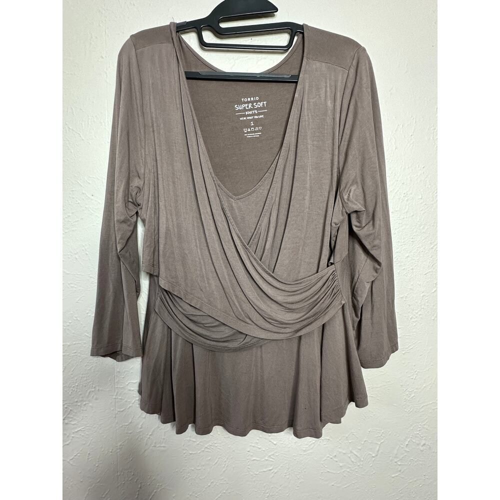 Torrid Super Soft Knit Gray Crossover long sleeve Top Woman's Plus Size 1x